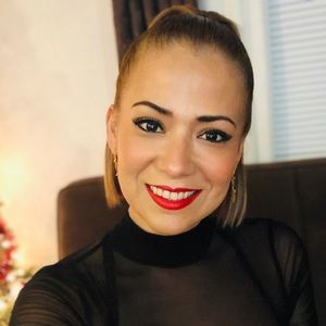 Meet your Posher, Jenny